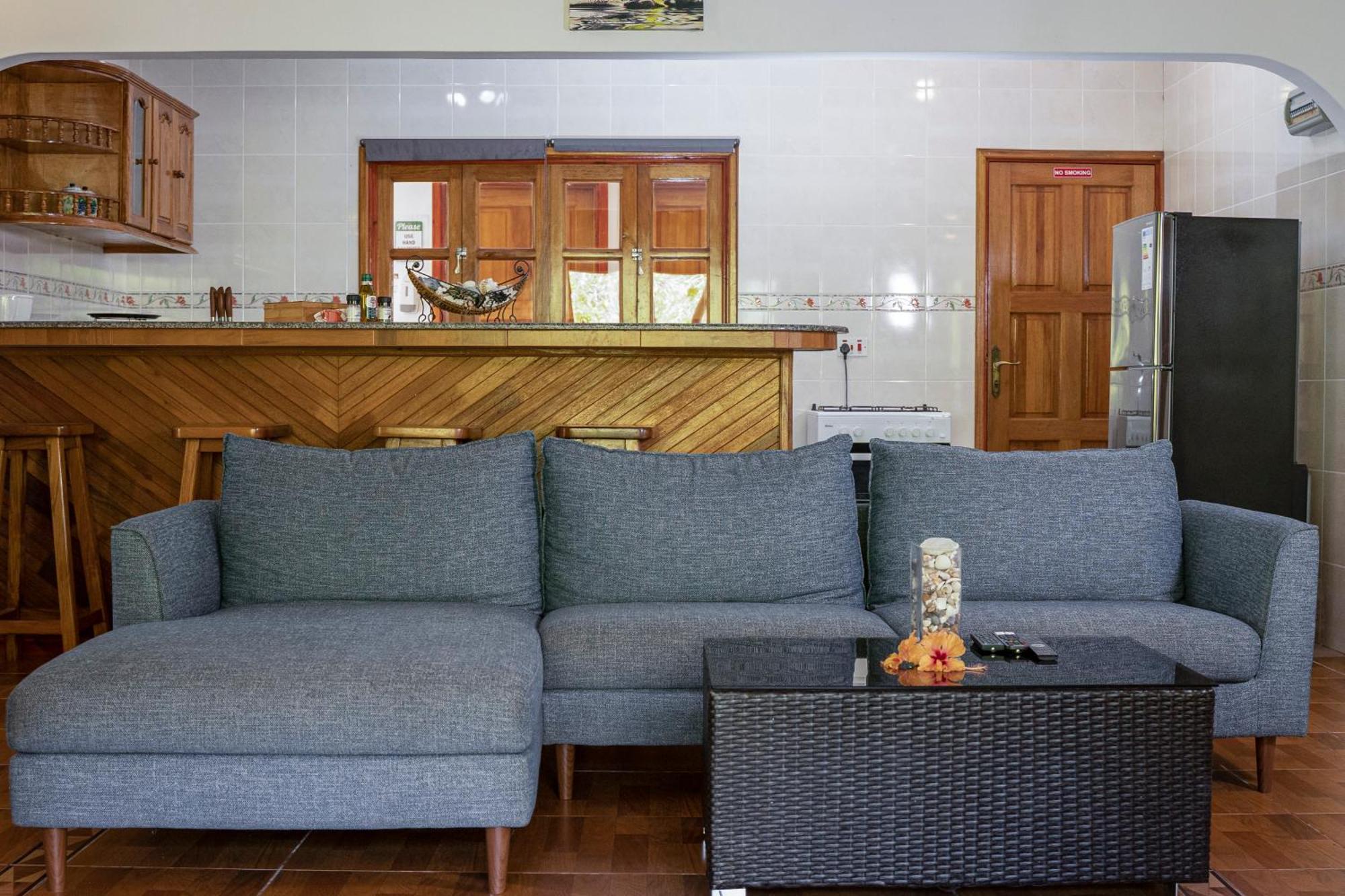 Casa De Leela Self Catering Guest House La Digue Luaran gambar